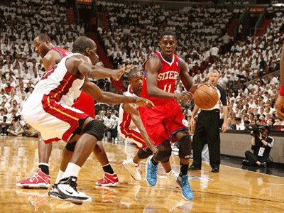 雨燕nba直播无插件高清APP_免费在线雨燕nba直播高清手机版|直播吧